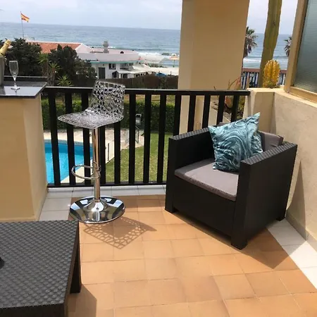 Beachfront Apartment - Sea Views - Marbella Exterior photo