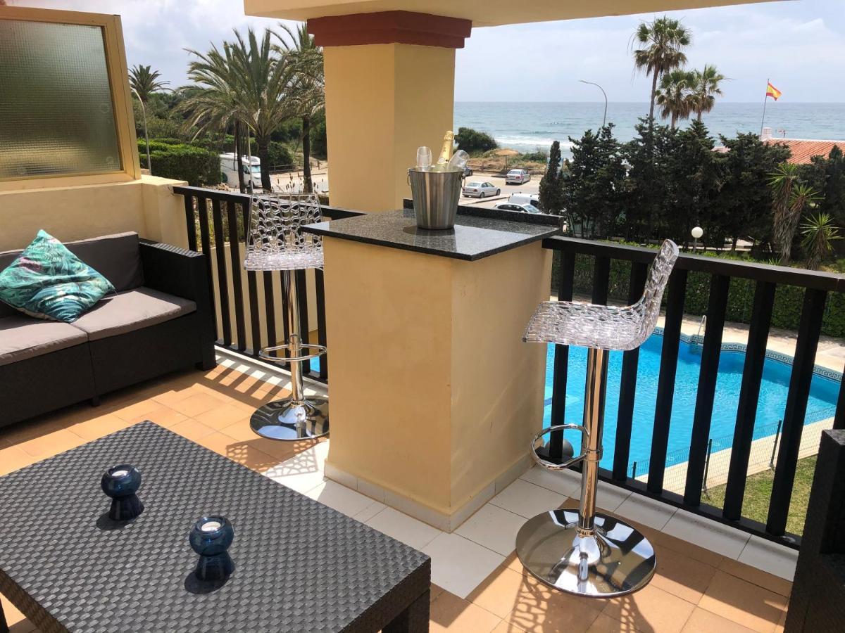 Beachfront - Sea Views - Apartment